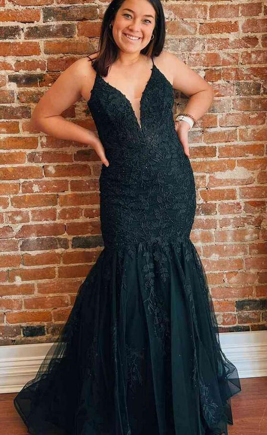 Mermaid Black Appliques Long Prom Dress with Cutout Back PC1247