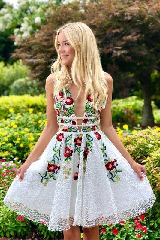 Sexy Embroidery Homecoming Dress Low Cut, Short Prom Dress ,Formal Dress, Pageant Dance Dresses, Back To School Party Gown, PC0832